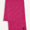 Schal mit Shaker-Stitch-Rippenmuster Schal mit Shaker-Stitch-Rippenmuster