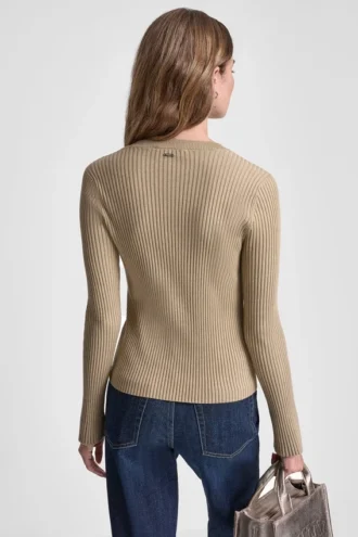 Strickjacke mit ausgestellten Ärmeln und Strass-Knöpfen