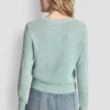 Strickjacke mit Rundhalsausschnitt und aufgesetzten Taschen