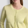 Strickjacke mit Rundhalsausschnitt und aufgesetzten Taschen Strickjacke mit Rundhalsausschnitt und aufgesetzten Taschen