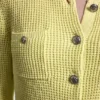 Strickjacke mit Tuck-Stich und Rundhalsausschnitt Strickjacke mit Tuck-Stich und Rundhalsausschnitt