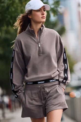 Sweatshirt mit Logo und Viertelreißverschluss Sweatshirt mit Logo und Viertelreißverschluss