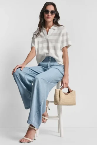 Transparenter gestreifter Polo-Pullover