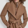 Woll-Wickeljacke mit Einsätzen Woll-Wickeljacke mit Einsätzen